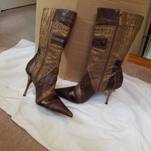 Brocade boots size 10 synthetic suede or leather